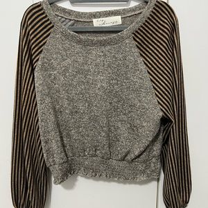 Vintage Havana sweater size M, with striped color sleeves